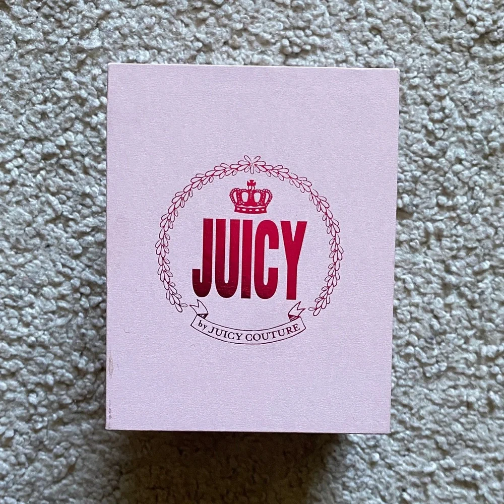 New In Box Working Beautiful Juicy Couture Rose Gold Watch With Rhinestones - Picture 4 of 8